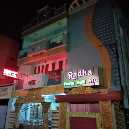 Radha Party Hall Канчипурам Экстерьер фото