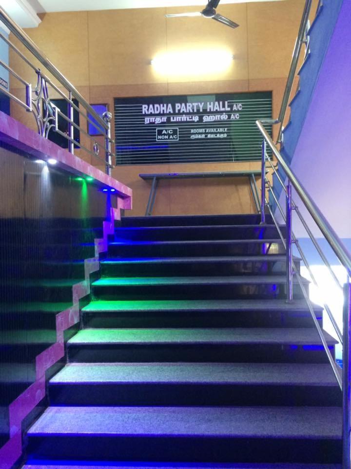 Radha Party Hall Канчипурам Экстерьер фото